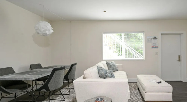 Brand-new All-suite Triplex Unit Near Beach 2 Bedroom Duplex, Забронировать Дом для отпуска Виллы Форт-Лодердейл, Вилла