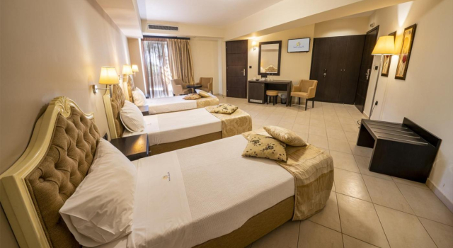 Amalias Hotel, Rezervovat Hotel Amaliada Řecko