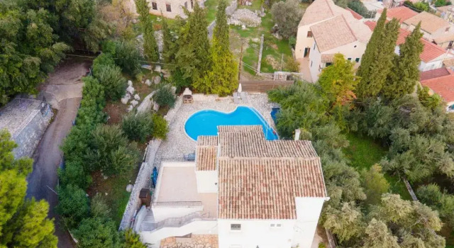 Вилла Villa Xanthe - Charming Holiday Villa with Private Heatable Pool in Kassiopi