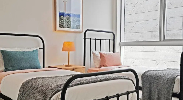 3513-24 Janebell - Large 3-Bedroom QV Apartment - Best CBD Location, Забронировать Апартаменты/квартира Отели Мельбурна с бассейном, рядом с Scots Church, Бассейн