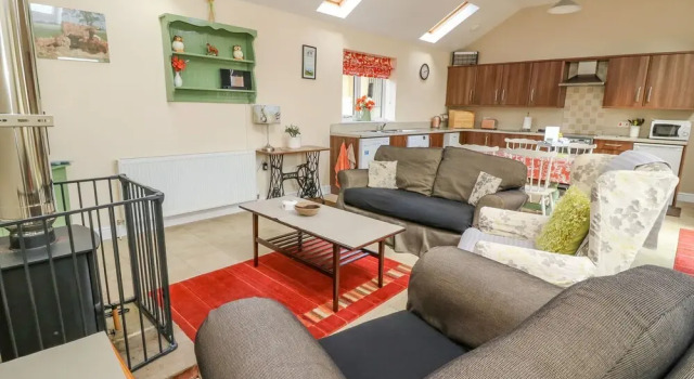 1 Pines Farm Cottages, Забронировать Фермерский дом Фермерские дома Англии, Фермерский дом