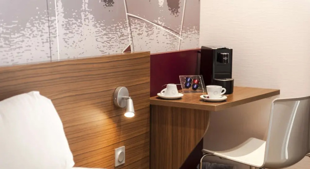 Номер Standard Brit Hotel Toulouse Colomiers   L’Esplanade