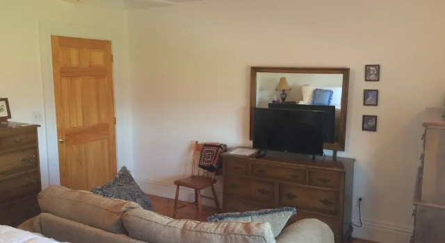 Люкс Comfort Butternut Ridge Bed & Breakfast