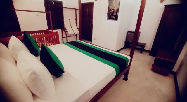 Двухместный номер Deluxe с 3 комнатами с балконом и с видом на бассейн Ahangama Eco Villa