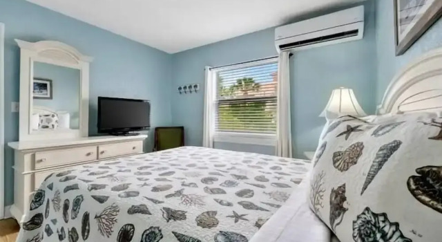 Blue Wave Suites, Забронировать Отель Отели Клируотер-Бич с парковкой, Парковка