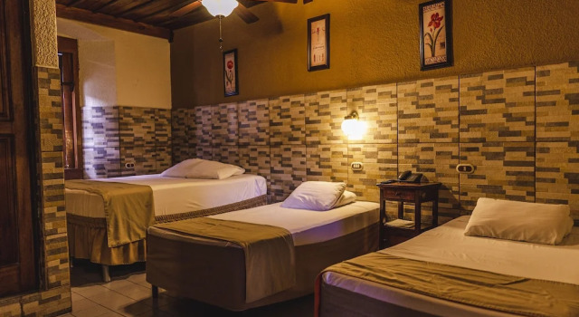 Habitación triple Estándar Hotel Astor