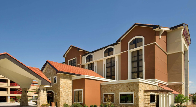 Drury Plaza Hotel San Antonio Airport, Prenota Hotel Hotel a Bexar County con piscina, Piscina