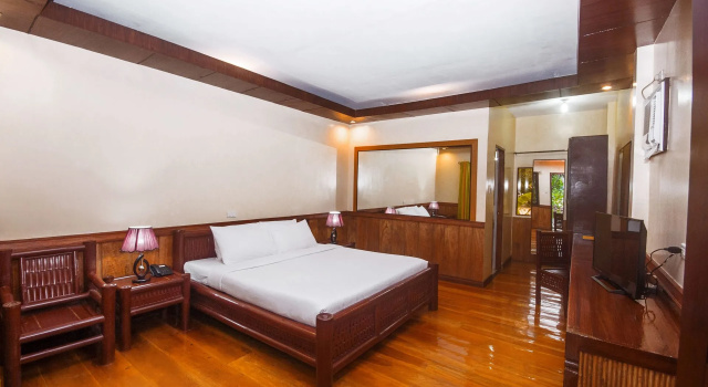 Номер Standard с видом на окрестности Loboc River Resort
