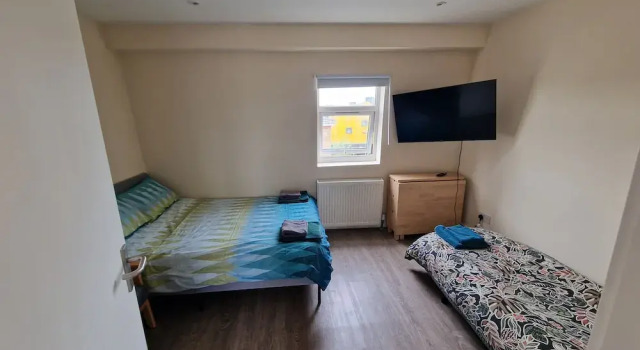 Impeccable 1-bed Apartment in London, Varaa Huoneisto Asunnot kohteessa Merseyside, Huoneisto