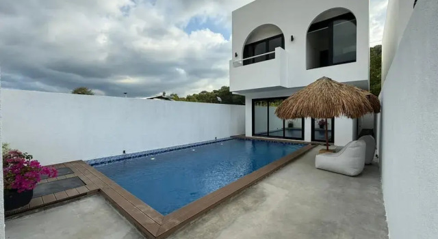 Вилла с 3 комнатами Losbaba Komodo Villa