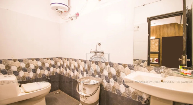 Номер Standard Hotel Pardesi,Har ki pauri Road Haridwar