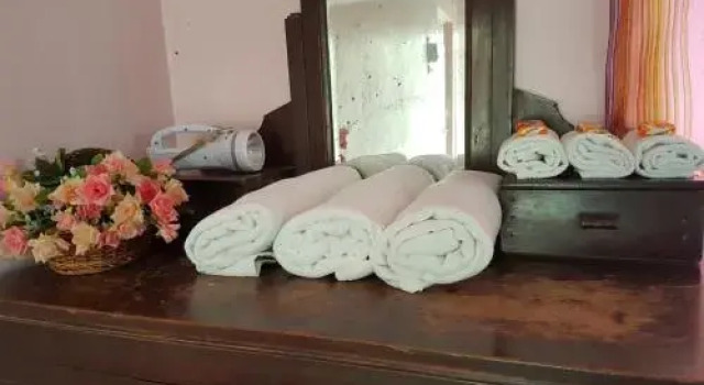 Sathe'S Heritage Home Stay, Buchen Sie Hotel Sillod Maharashtra