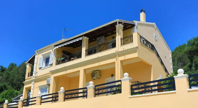 Villa Seasunrise in Perama