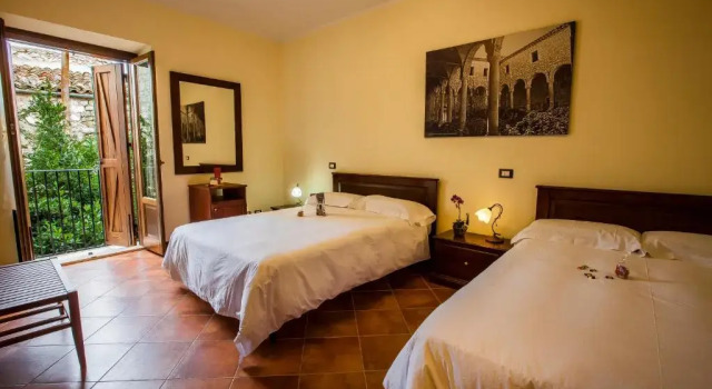 Четырёхместный номер Standard Hotel Residenza Petra
