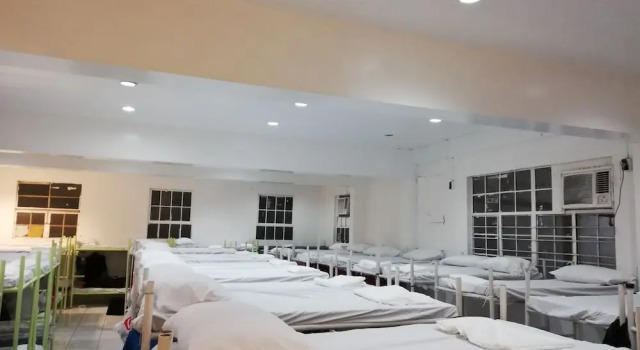 Кровать в общем номере (мужской номер) Dormitels.ph Ermita