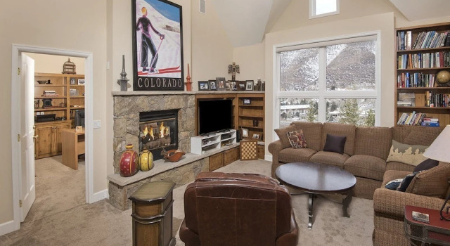Vermont Road Chalet