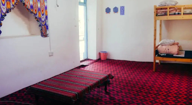 Кровать в общем номере (мужской номер) Turpan Dap Youth Hostel