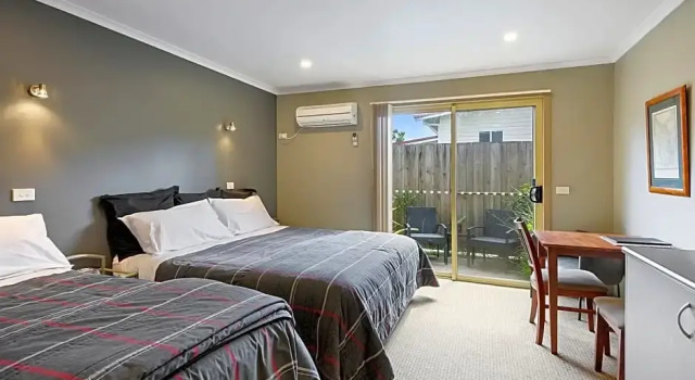 Номер Standard Motel Strahan