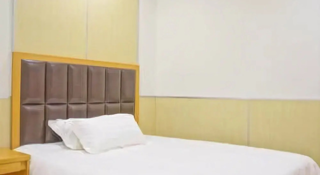 100inn Disney Airport Hotel, Varaa Hotelli Shanghai Shanghai