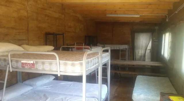 Espai Natural La Comanglora, Rezerwuj Pobyt na farmie Castelldans Katalonia