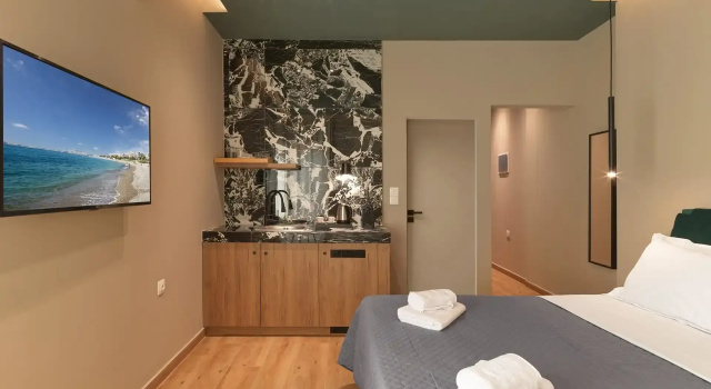 Люкс Deluxe YaPe Coastal Suites at Alimos Beach