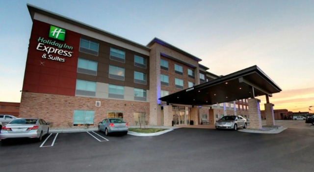 Holiday Inn Express & Suites Detroit North - Roseville by IHG, Boek Hotel Hotels in Mt Clemens met ontbijt, Ontbijt