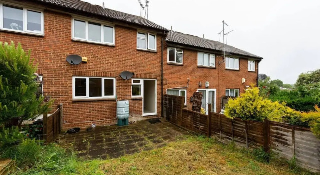 Апартаменты Charming 1-bed Apartment in Luton