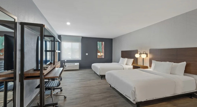 Четырёхместный люкс Everhome Suites San Bernardino - Loma Linda