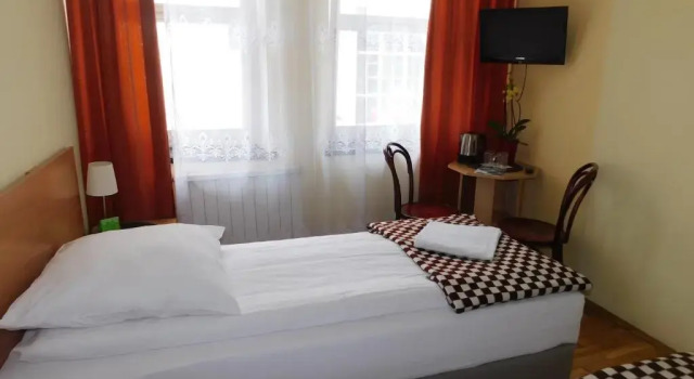 Трёхместный номер Standard Korona Rooms
