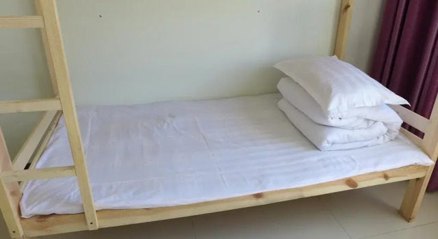 XinJiang YiZhan Youth Hostel