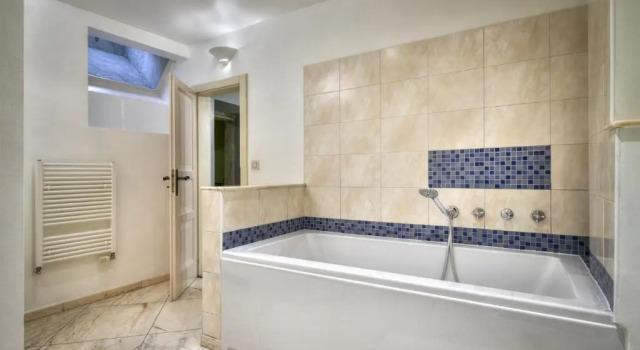 Полулюкс Black Star Suites