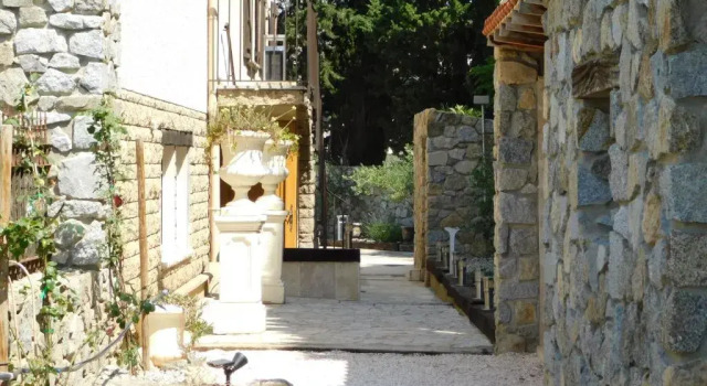 Коттедж c 1 комнатой Domaine La Via Regia : Les Chalets