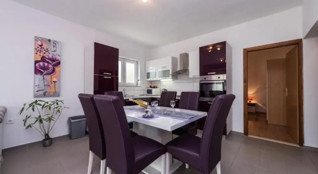 Апартаменты Kristina Apartments