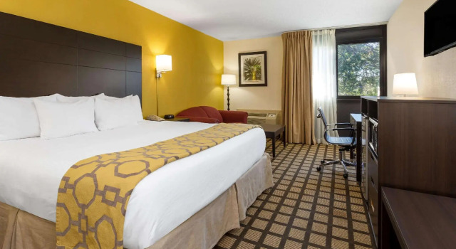 Двухместный номер Standard Baymont by Wyndham Queensbury/Lake George