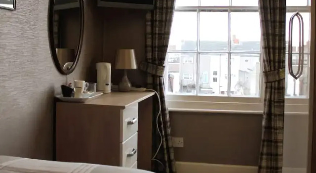 The Nottingham House, Забронировать Отель Отели Клиторпс 4 звезды, рядом с Parkway Cinema, Cleethorpes, 4*