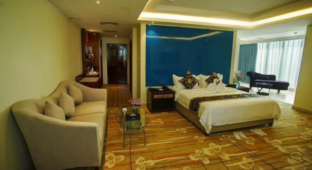 Полулюкс Grand Park Hotel