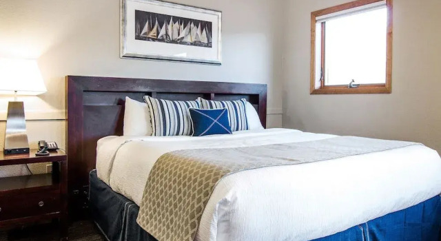 Beacon Pointe on Lake Superior, Buchen Sie Hotel Superior Wisconsin