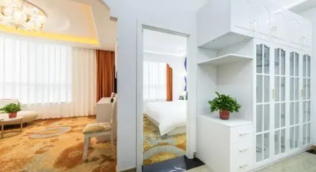 Люкс Business Royal Palace Hotel (Linyi Beiyuan Road)