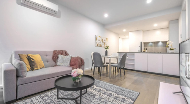 Modern 2BR 1BA apt in MELBOURNE CBD+WIFI, Забронировать Отель Мельбурн - центр города Мельбурн, рядом с Австралийский институт среднего профессионального и высшего образования