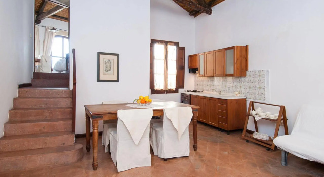 Residenze al Castello, Забронировать Отель Отели Кальяри с бассейном, рядом с Базилика Св. Сатурнино, Бассейн