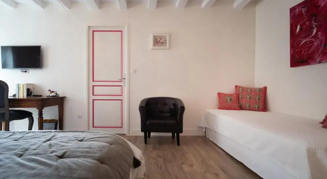 Le Clos de La Rousselière B&B, Забронировать Отель «постель и завтрак»  