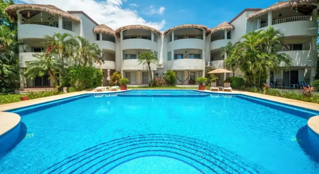 Sueño - Playacar 2 Rosa Blanca - 2 BR, Prenota Appartamento Hotel a Quintana Roo con parcheggio, Parcheggio