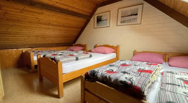 Коттедж Family Farmhouse with go-karts