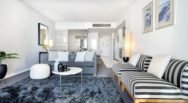 H Residences 2 Bedroom Ocean View in Surfers Paradise, Забронировать Отель Отели Голд-Кост с бассейном, рядом с LAN SPA, Бассейн