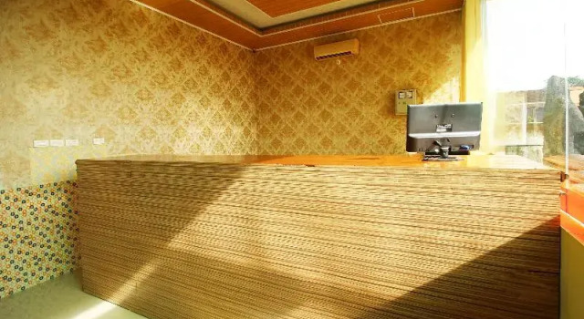 Homestay Hj Suharti by OYO, Rezerwuj Hotel  
