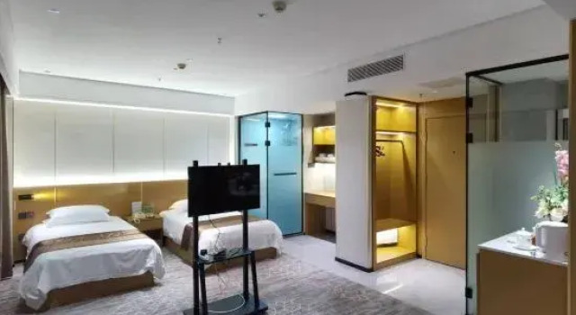 Люкс Business Qingdao University International Academic Exchange Centre Hotel