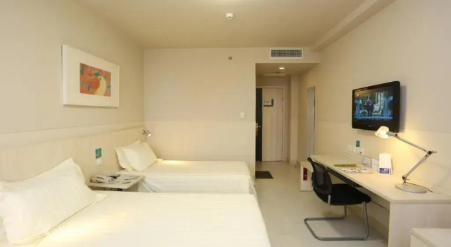 Двухместный номер Standard Jinjiang Inn Tianjin South Station