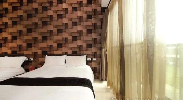 Old Car Home, Book Hotel Luodong Yilan County