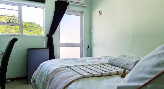 H G Deluxe Room