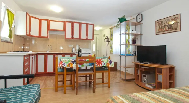 Apartments Jacqueline 1227